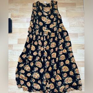 Partners Intimates Vintage Dress. Size Medium, black and yellow floral print